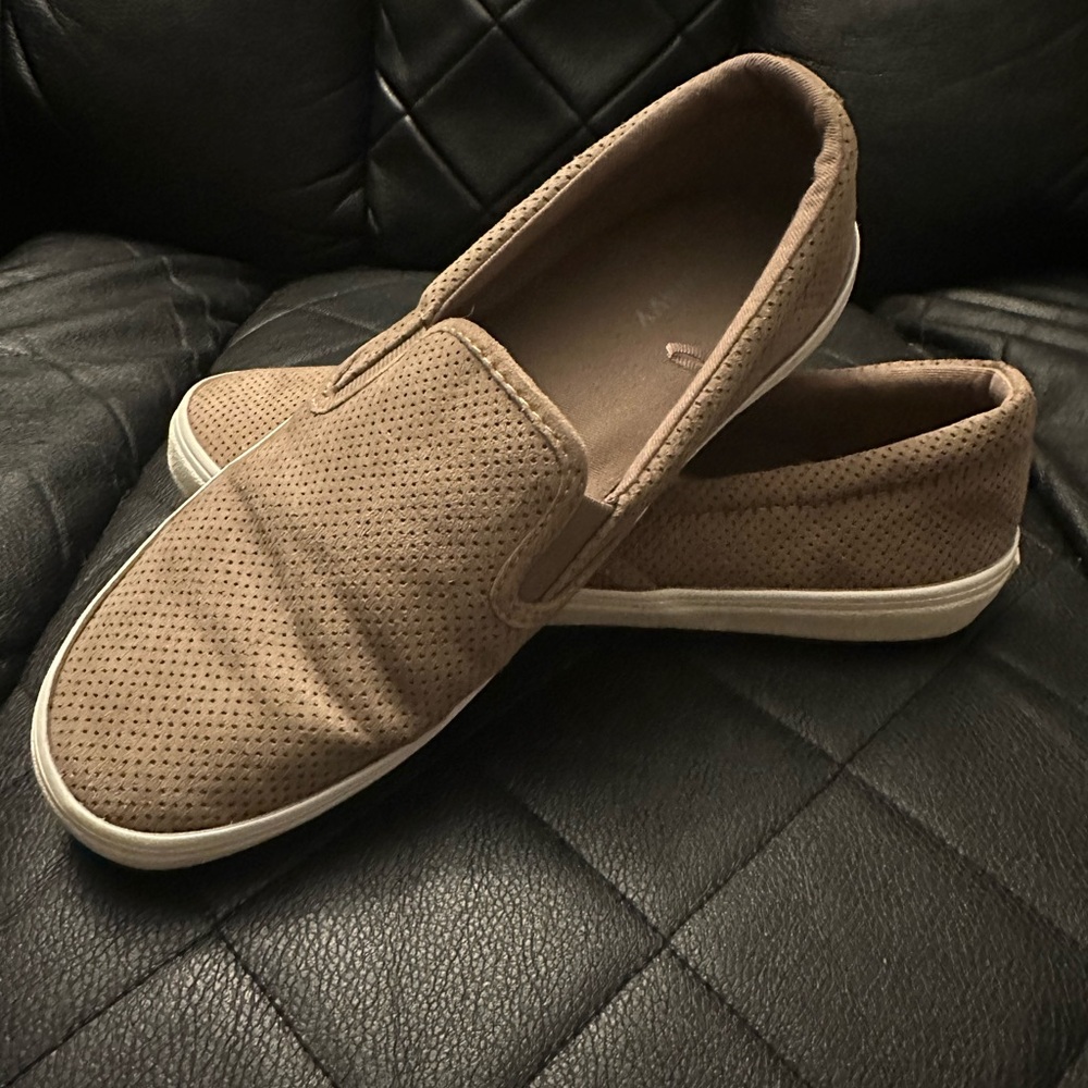 Old navy slip ons